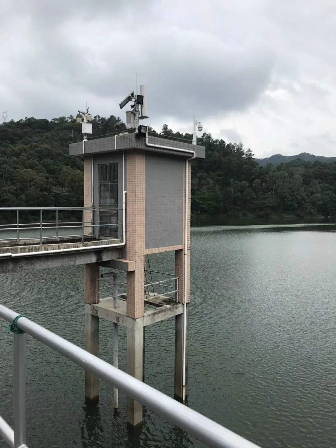 微信图片_201810180952291.jpg